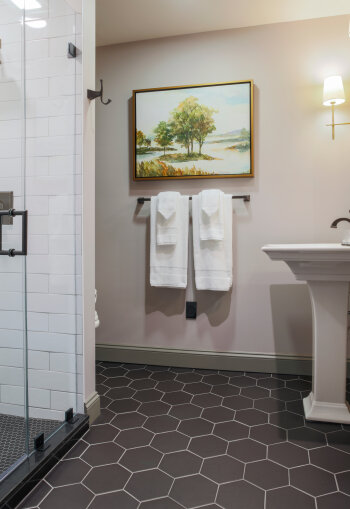 Bathroom in Ganson Suite at Farmer's Creekside Tavern & Inn